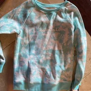 Girls medium champion sweatshirt brand new with tags!